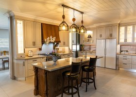montana-interior-French-Provincial-12