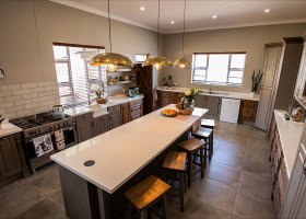 montana-interior-French-Provincial-2