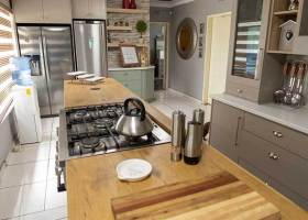 Montana-Interiors-Modern-combination-kitchens-13