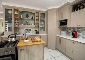Montana-Interiors-Modern-combination-kitchens-8